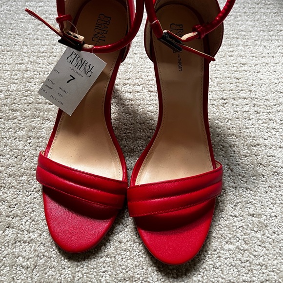 PRABUL GURANG for Target - Picture 3 of 5